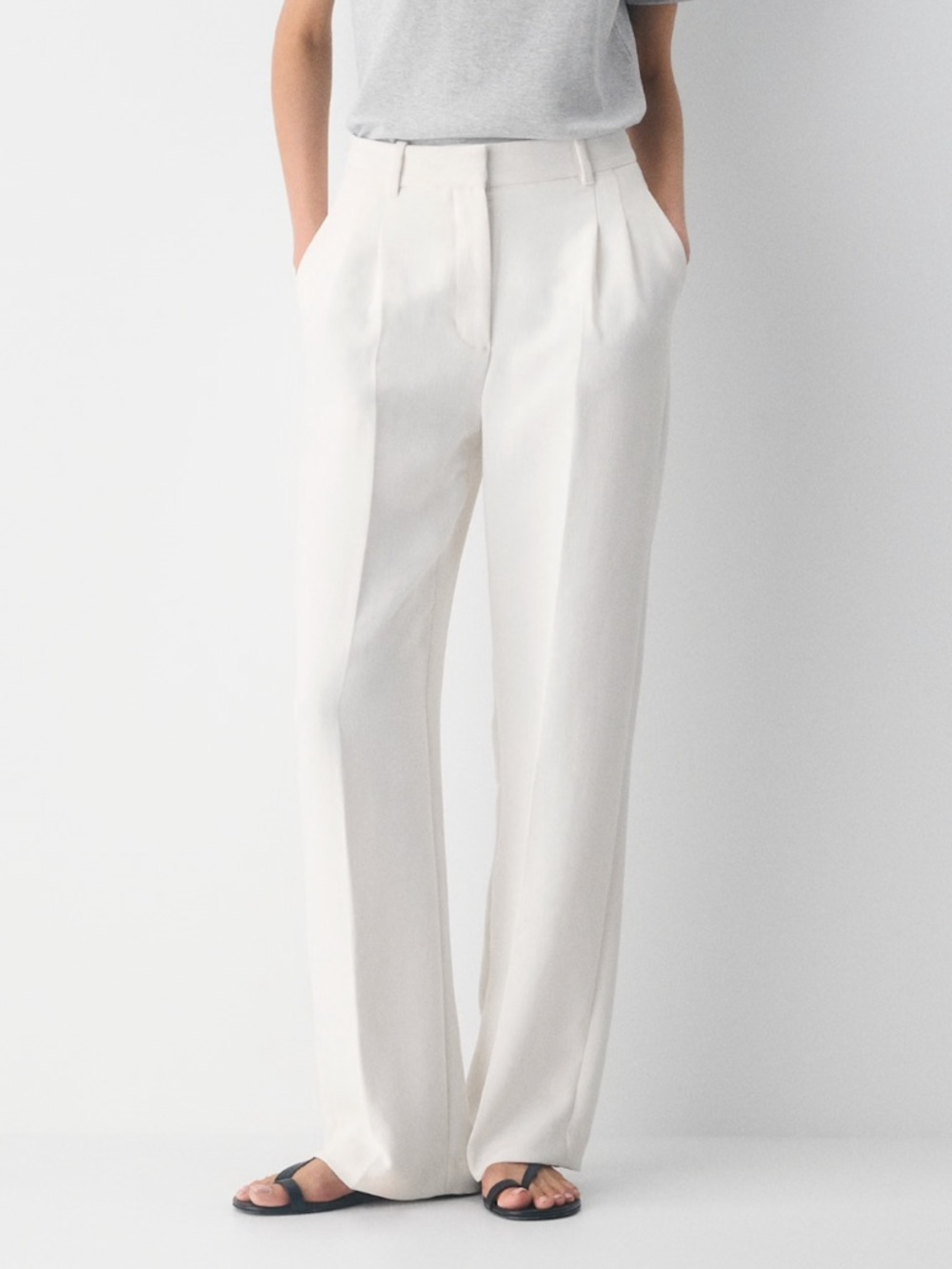 Aritzia effortless pant